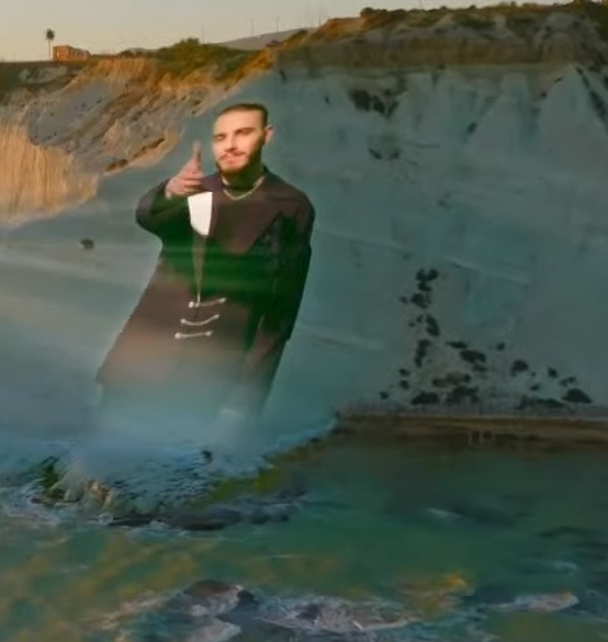 graphic design is my ✨𝓹𝓪𝓼𝓼𝓲𝓸𝓷✨
#Eurovision #Eurovision2022