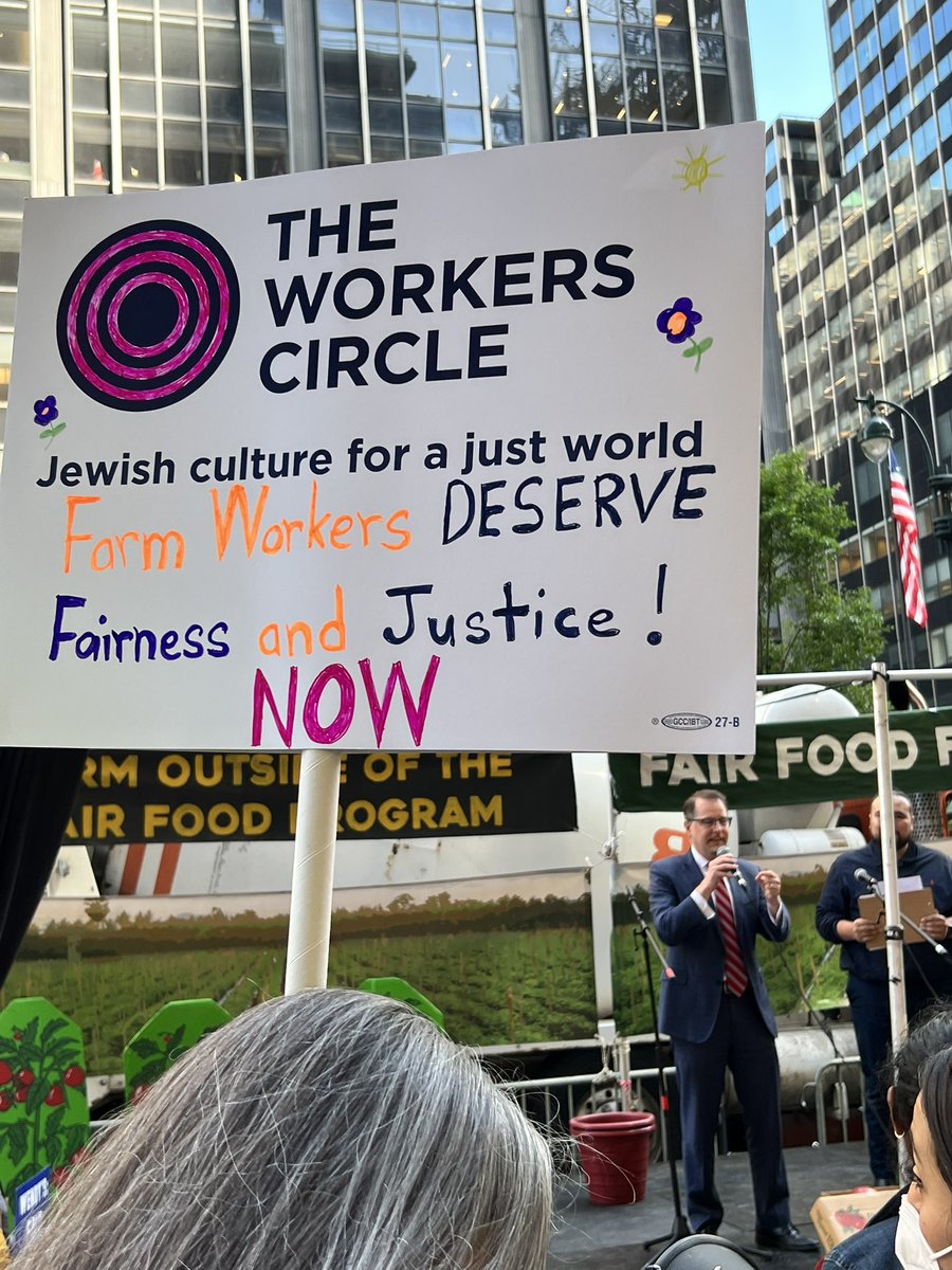 workerscircle's tweet photo. Workers Circle salutes Manhattan borough President @MarkLevineNYC, as he calls on @Wendys to join the @FairFoodProgram #BoycottWendys #FairFoodProgram https://t.co/HFSylqkBg6