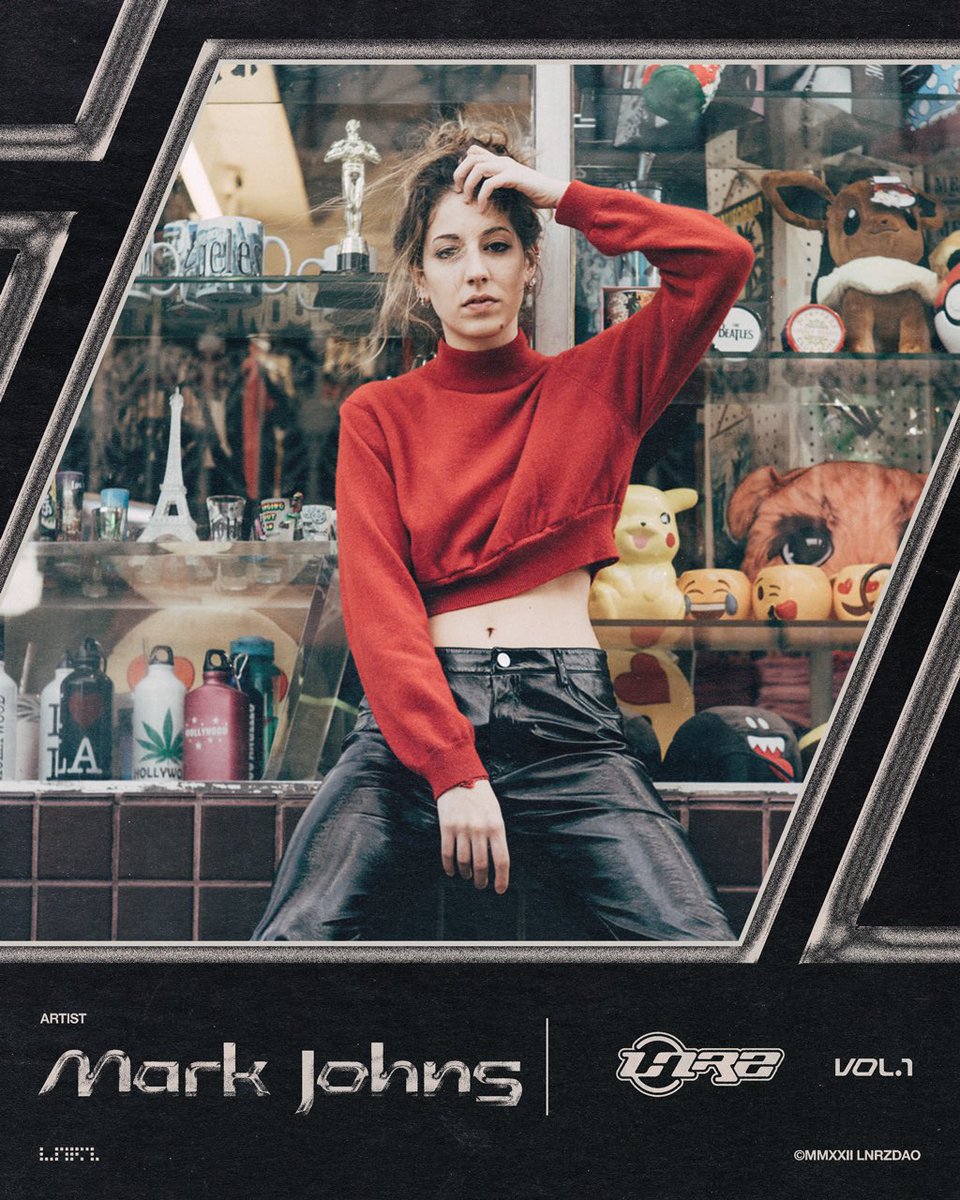 lnrzxyz's tweet photo. We’d like to Welcome @itsmarkjohns to the LNRZ freshman class. Undeniably talented, she was the first solo vocalist signed to Skrillex's OWSLA label. Born to Moroccan parents in Canada and raised in Singapore, she started performing covers while attending college in Miami. https://t.co/dpuJ93cgBo