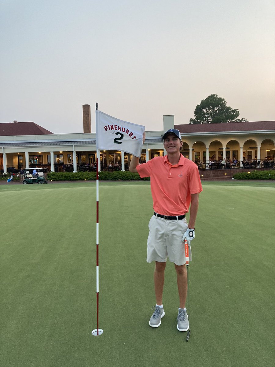 BrazinskiJake's tweet photo. Hard to believe my internship at Pinehurst No. 2 started one year ago, today. Learned a lot and had even more fun! https://t.co/lG9DCBKlV8