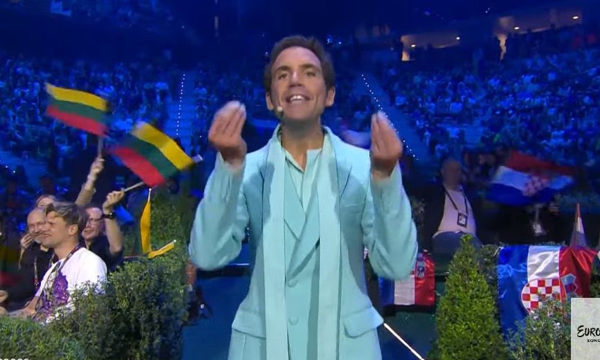 marti25110's tweet photo. L’EUROVISION SI SVOLGE IN ITALIA.. La maggior parte delle persone : 
#Eurovision2022 #eurovisiongr #escita https://t.co/o58Wbp0zoM
