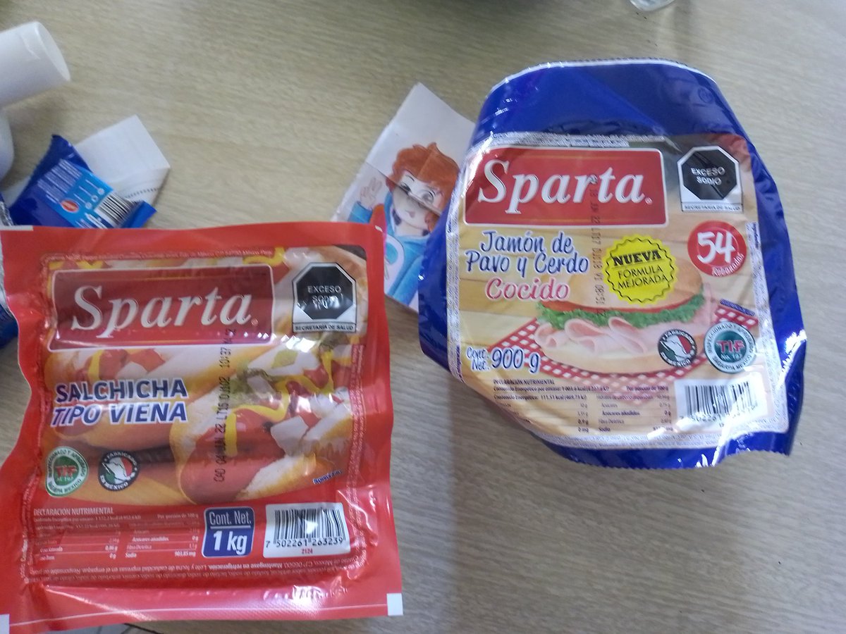 Mamá: De que tanto te ríes?

Yo: de nada

Es que no puedo con esto 🤣🤣🤣