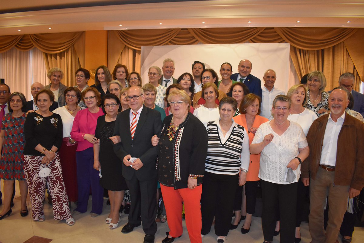 AYTO_CIUDADREAL's tweet photo. Ciudad Real conmemora el Día Internacional de la Enfermera reivindicando la incorporación de más profesionales, mejorar las especialidades de la enfermería y conseguir el reconocimiento de la categoría profesional A1.
Más información en https://t.co/HmPAsJdmrV https://t.co/CrLtZn1b6Z