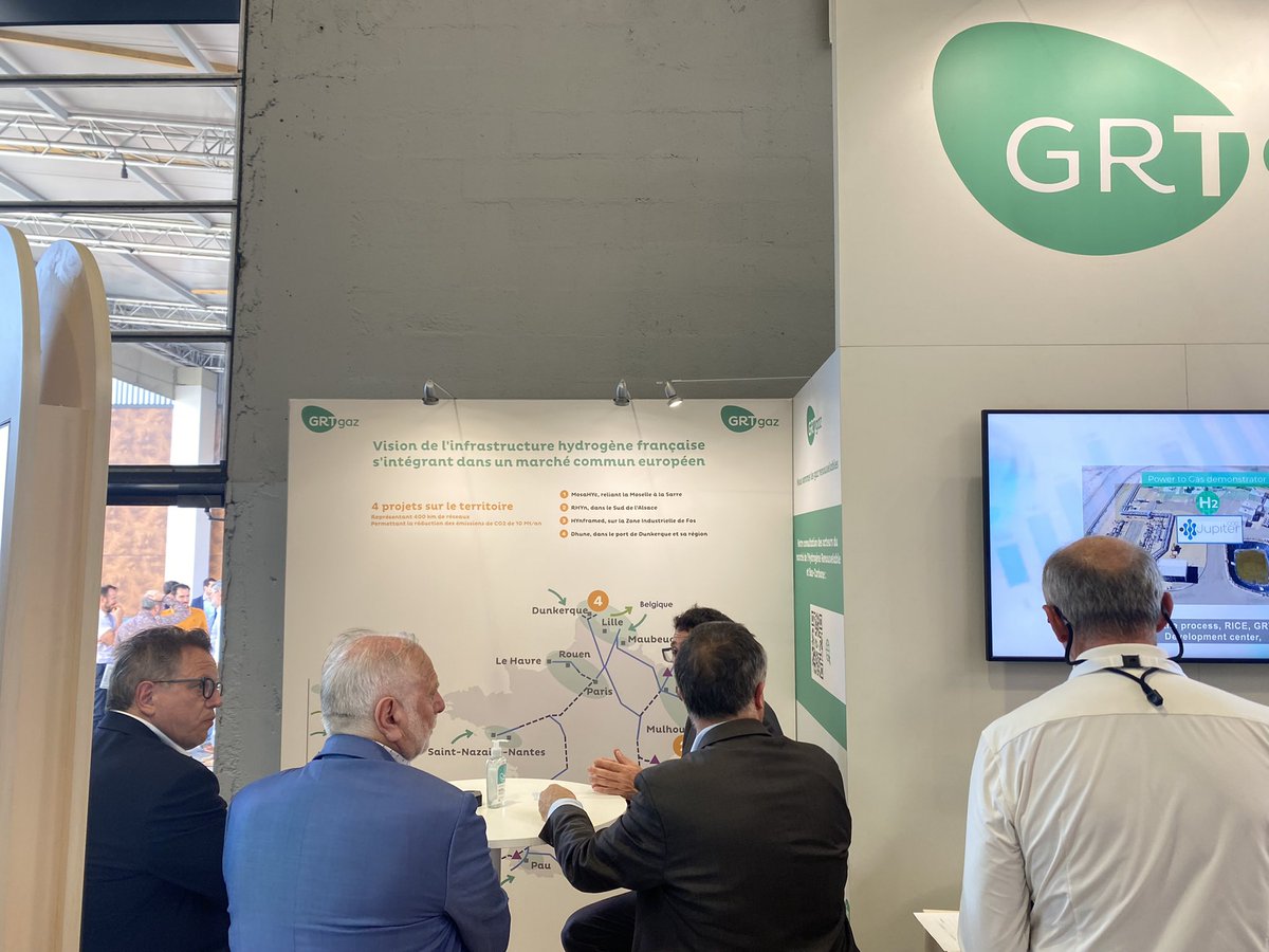 Gérard MENUEL tweet media