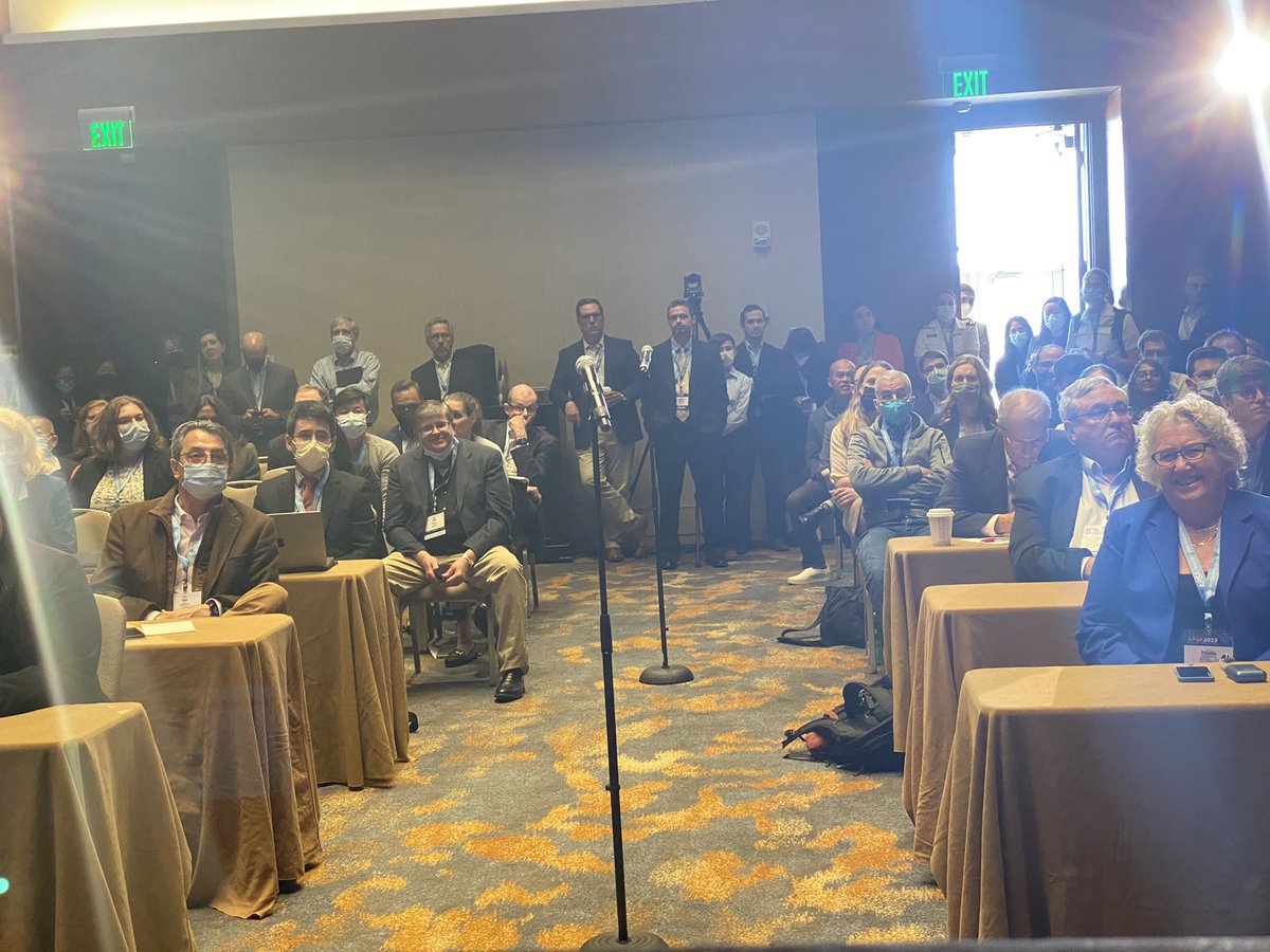 Standing room only at the trauma breakout <a href="/APSASurgeons/">APSA Surgeons</a> #APSA22