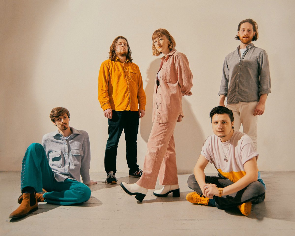 phonograph_me's tweet photo. New Posts Alert 🚨 today, we’re featuring the latest singles from Belot, Riley Pearce, Pocket Sun and Rainn Byrns 🎵 link in our bio #phonographme #newmusic #innewmusicwetrust #belot #rileypearce #pocketsun #rainnbyrns https://t.co/jZ7qqyIE3z
