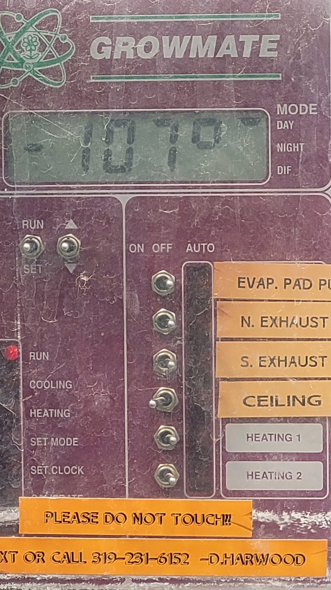 DCGBotany's tweet photo. Thanks to all who helped our program by participating in our plant sale last week. Raised over $500! @DCGHS
Toasty in the greenhouse today! 107 degree air temp with 90% humidity and no breeze! https://t.co/ms7IysDBxQ
