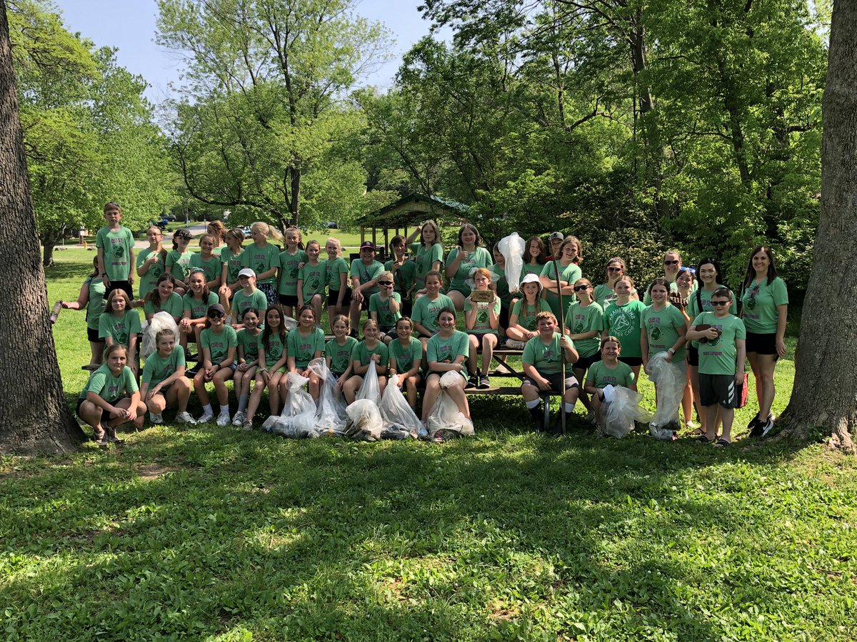 AESClubSTL's tweet photo. It was a warm day for our stream clean up. We got a little wet, picked up some trash, and  enjoyed Culver’s. 😋 @AESBulls https://t.co/5wzhi1cTJg