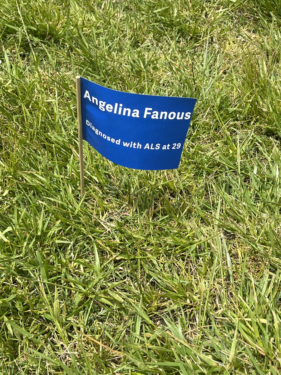 NotSoVanilla's tweet photo. letting my freak flag fly on the national mall for ALS awareness month
photo by @MaryKayTurner1 flag by @iamalsorg https://t.co/ljClZpiTQA