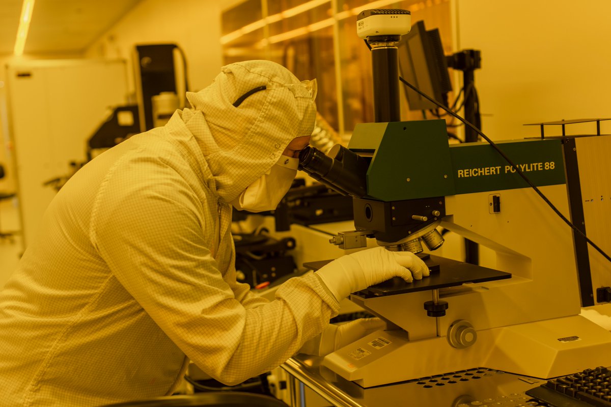 WNFUW's tweet photo. Come work with us! We're hiring an equipment/facilities engineer. Apply via UW Hires: https://t.co/yts1ATr80r

#nanofabrication #NNCI #nanotechnology https://t.co/NPSZmi1bnN