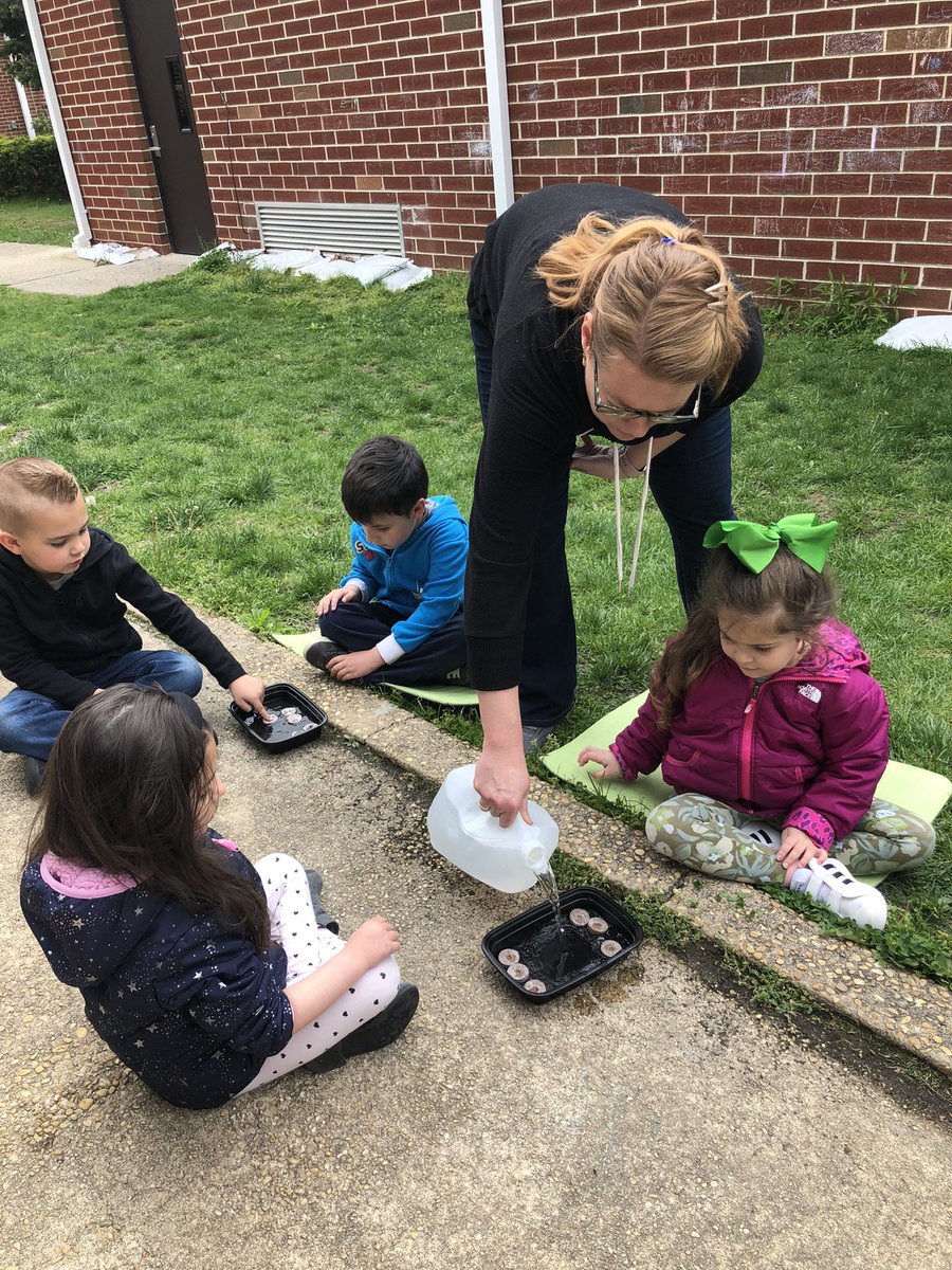 Mrs. Connell tweet media