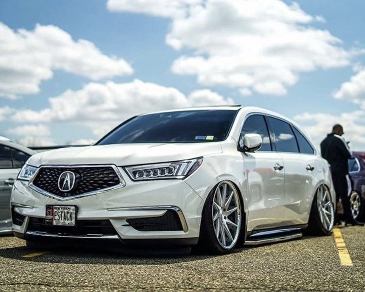 FittedVisions's tweet photo. We have 14-20 MDX Air struts here in jersey. $1550 shipped. Also have Durango and Jeep Cherokee full kit in stock. $3250 with dual compressors https://t.co/vXHi7llxX4