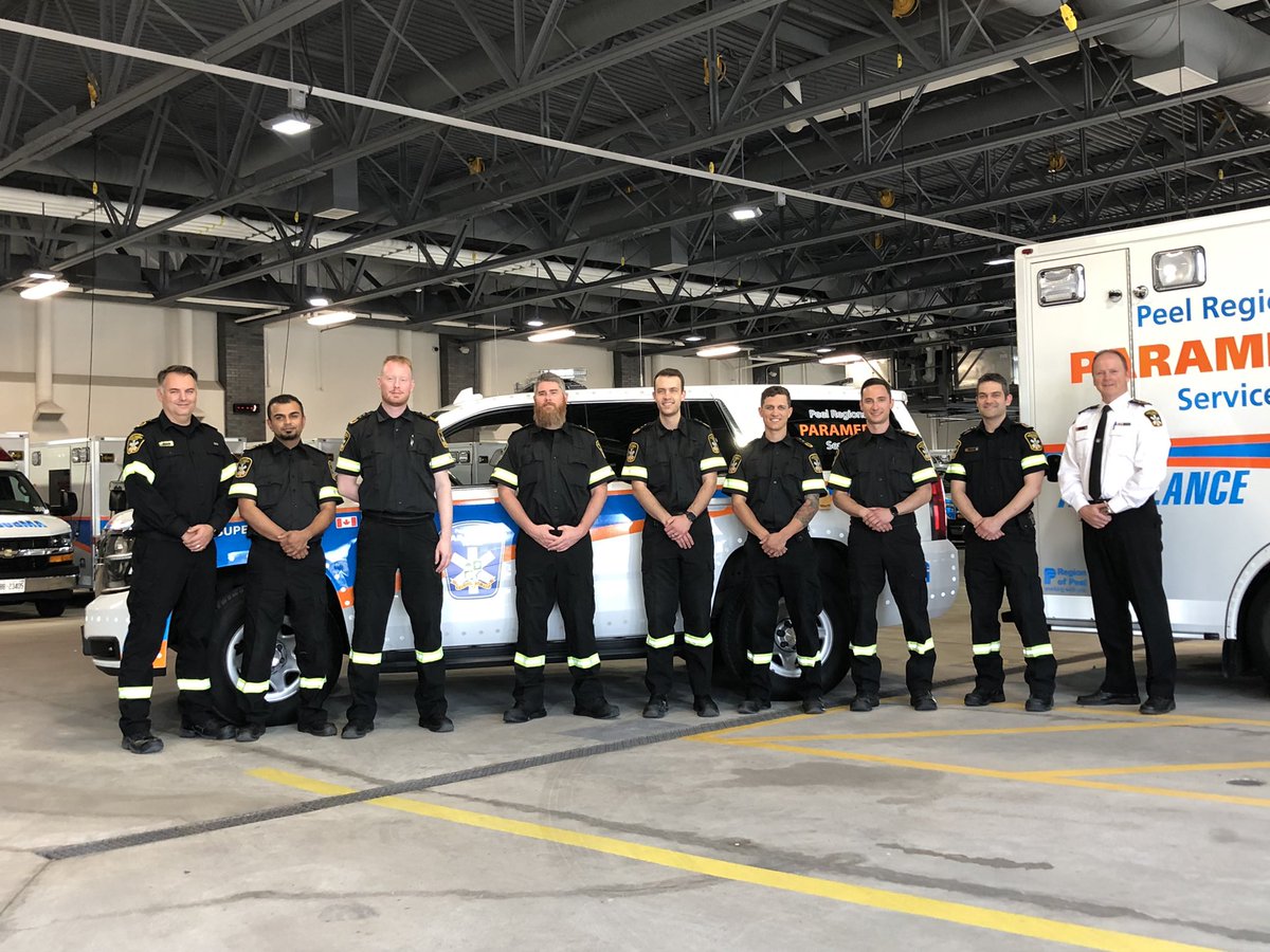 PRPS_Chief's tweet photo. Welcoming six new Acting Superintendents to the @Peel_Paramedics leadership team. Looking forward to their contributions supporting frontline Paramedics who provide exceptional care to @regionofpeel  Thanks to Superintendents Kyle and Steve for their guidance. https://t.co/pVXB85WIkj