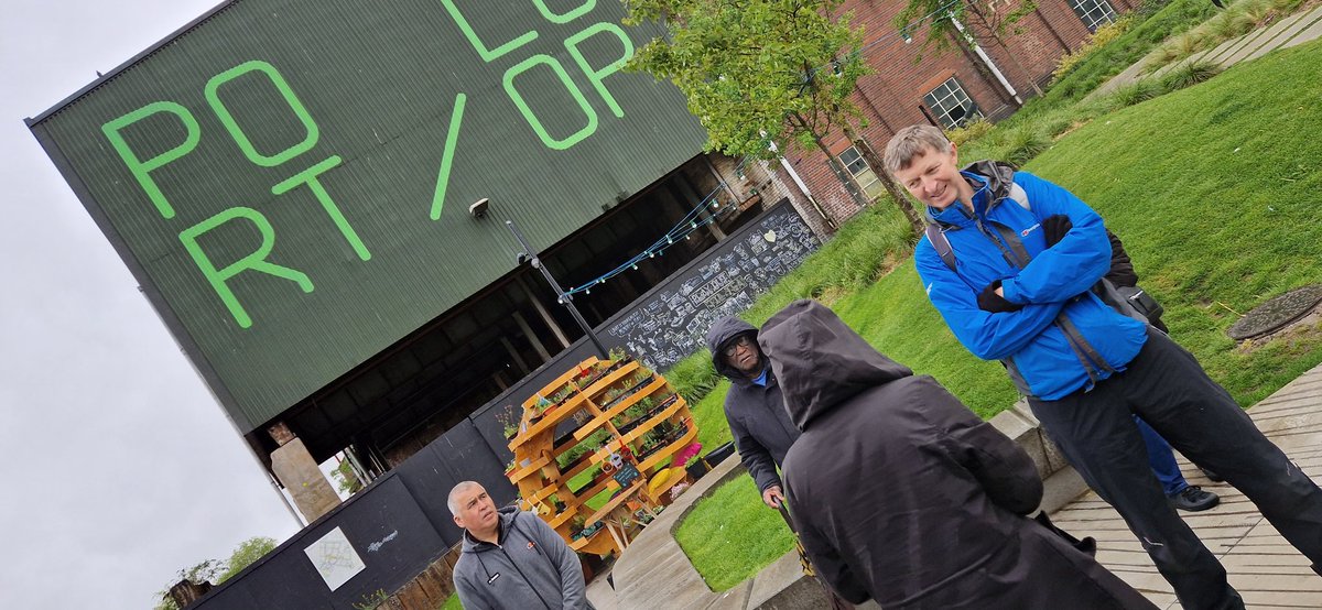 run_taz's tweet photo. #WalkWithADoctor visited South Loop Park Yesterday. 

#MentalHealthAwarenessWeek
#loneliness 
#SocialPrescribing
#SelfCare

@PortLoop 
@__TheFrontRoom 
#BreakingBread
#WellbeingWednesday
@CRTWestMidlands 
@CanalRiverTrust 
#Lifesbetterbywater https://t.co/xLGlPV26pd