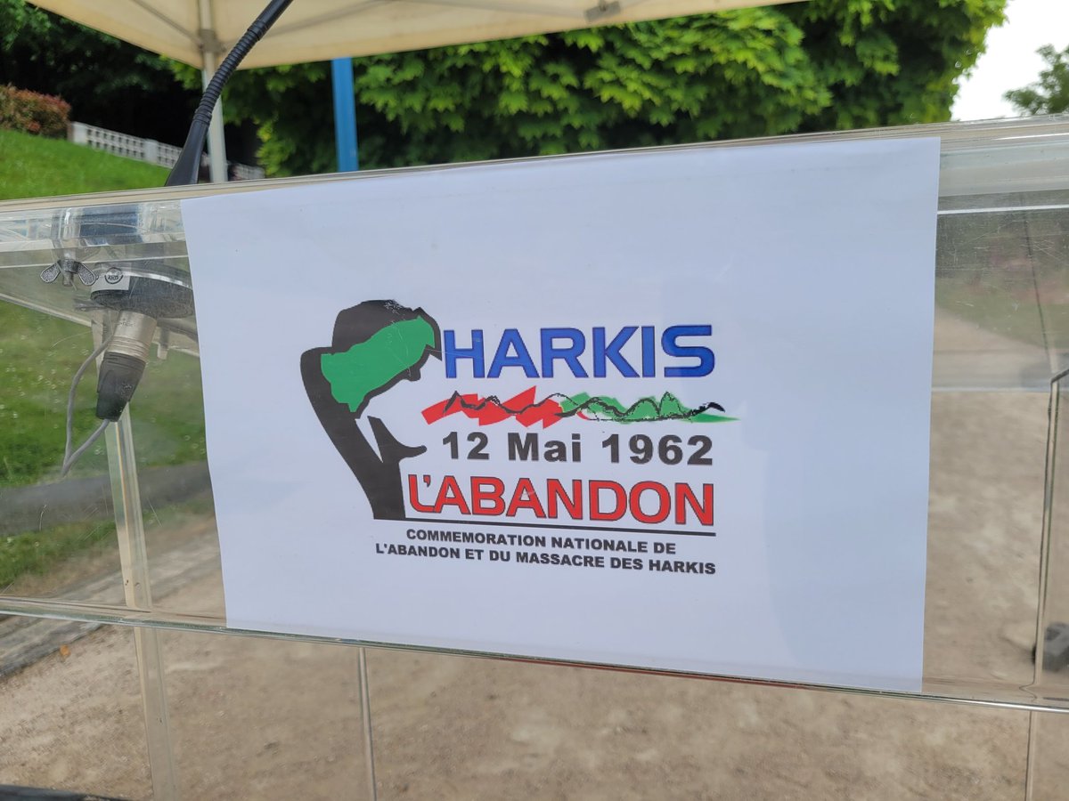 harkisetverite's tweet photo. Commémoration du 12 mai 1962, Journée de l'abandon, du massacre des #harkis et de la relégation dans des camps en France dans le XIXeme arrond de Paris avec @FrancoisDagnaud @mahorchiche @SF_Siege
Merci à la ville de Paris ! @Anne_Hidalgo https://t.co/5ZXyDeHlZS