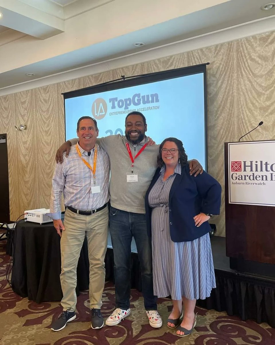 CoachMalikHall's tweet photo. @LAMetroChamber #TopGunMaine22 Round One in the Books! Next Stop Championship Round. #HardToWin #Teach2Move #Entrepreneurship #PitchContest https://t.co/ZOku9bgwhG