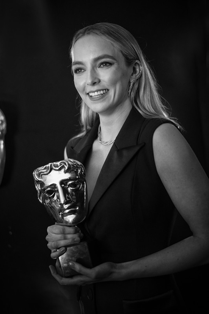 jodiecomerorg's tweet photo. 📸Jodie Comer backstage at the Virgin Media British Academy Television Awards (May 8,2022) #JodieComer https://t.co/L8K5QWKduJ