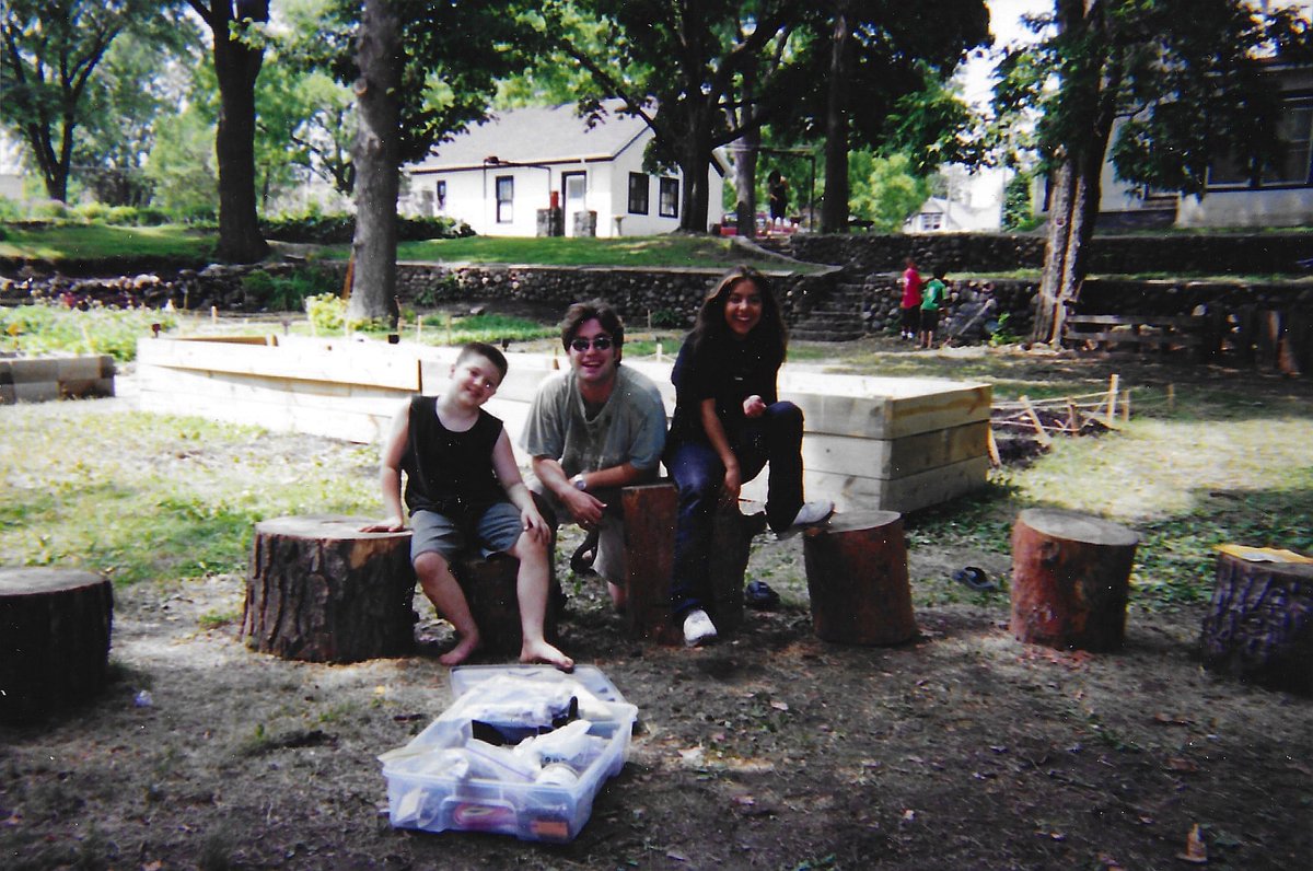 Later this summer, Gunnar Liden will be transitioning out of his role as the Executive Director of Youth Farm. For more information, head to youthfarmmn.org/2022/05/11/lea…