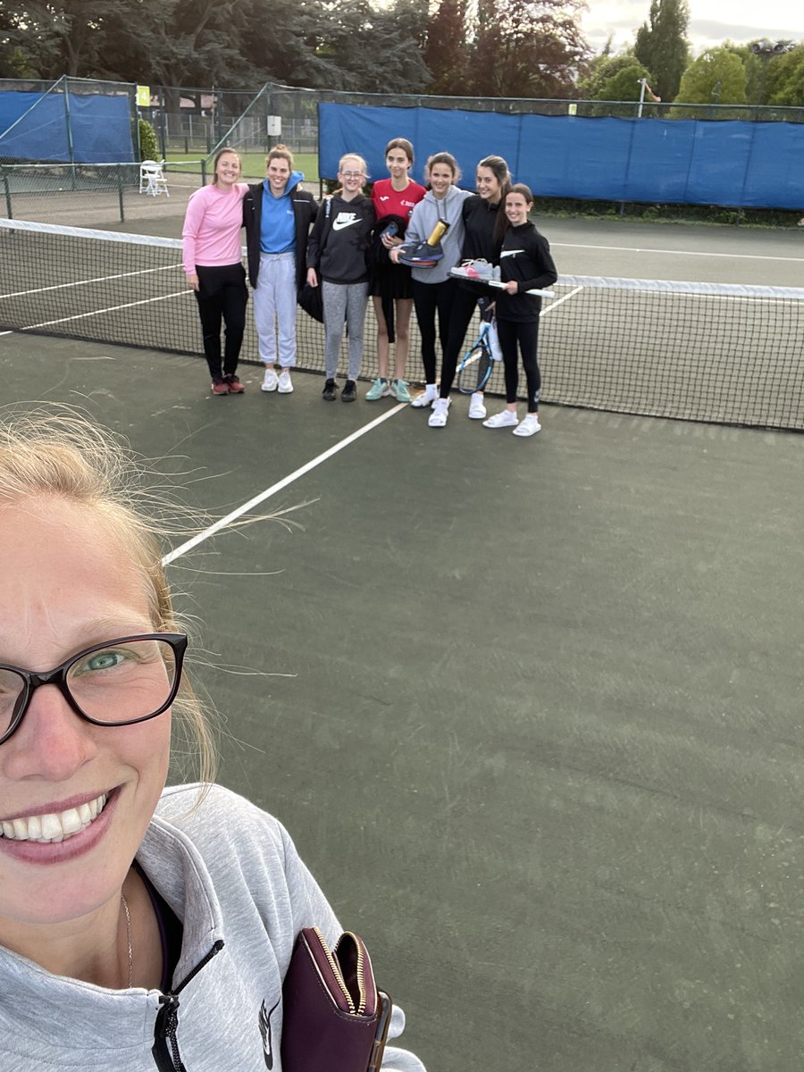 steeltennis's tweet photo. West u14 girls ready to take on the #CountyCup National Finals this weekend in Nottingham!
Great to catch up with @maialumsden who is down playing the Pro Series this week - looking forward to watching her in the doubles semi final tomorrow.
#monthewest
💪🎾🐮 https://t.co/vomM4NpKIb