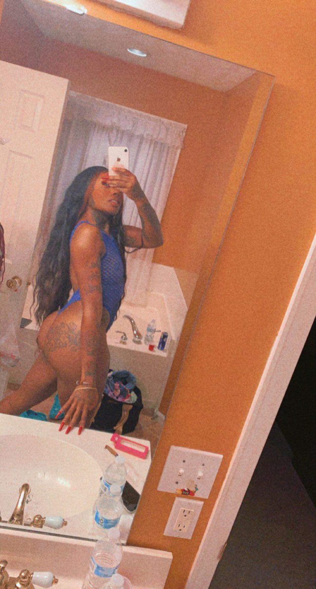 Jessicababy236's tweet photo. Who wanan come grab this 🙈🍑🤪💦 https://t.co/WucnRwS1Rc