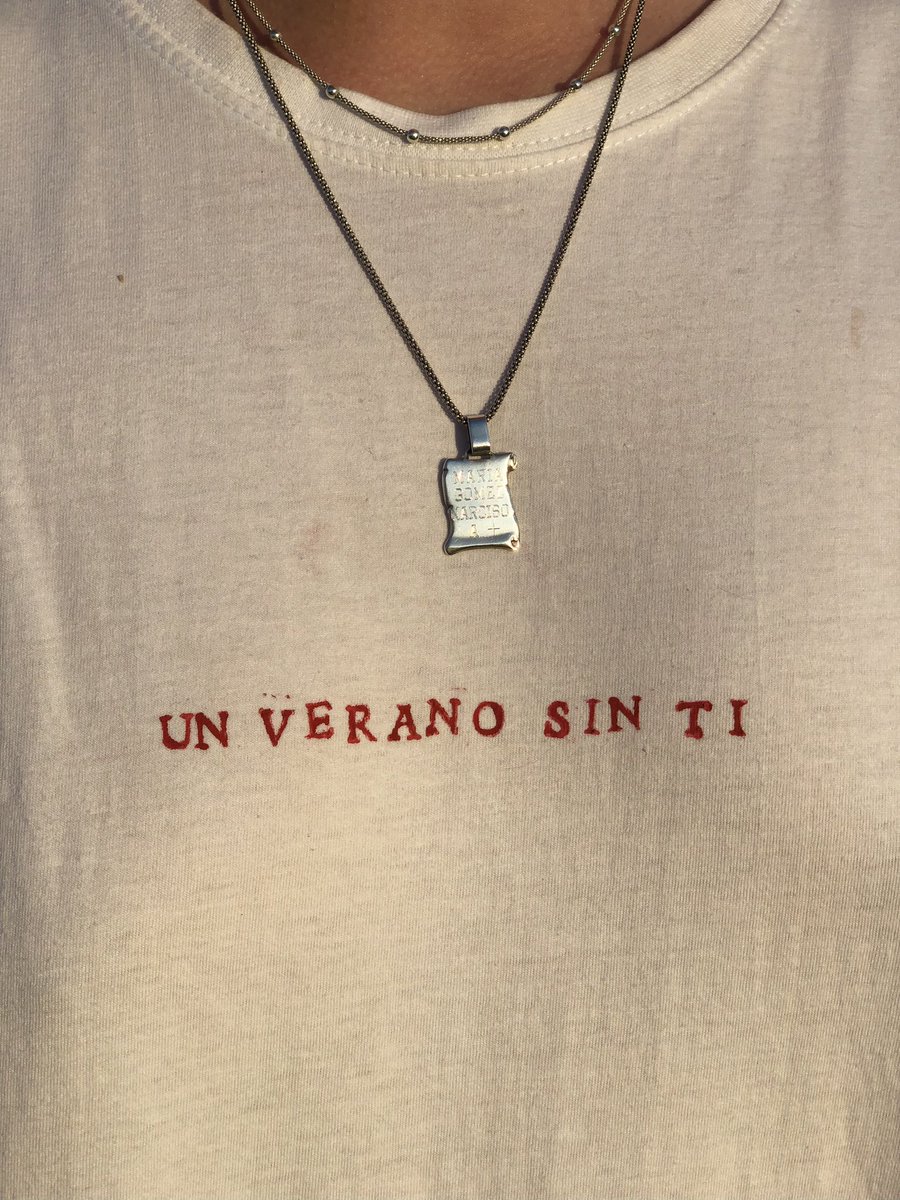 he pintado esta camiseta pq estoy obssesed☀️☀️ si os mola podéis compartirlo jeje🏝🏝 <a href="/sanbenito/">Benito Antonio</a> ❤️❤️