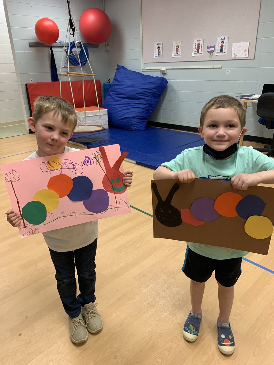 ChelseaOT17's tweet photo. Caterpillars ! #OTfun @SchlegelRoadES @OwlWcsd https://t.co/ywVmq1LWc6