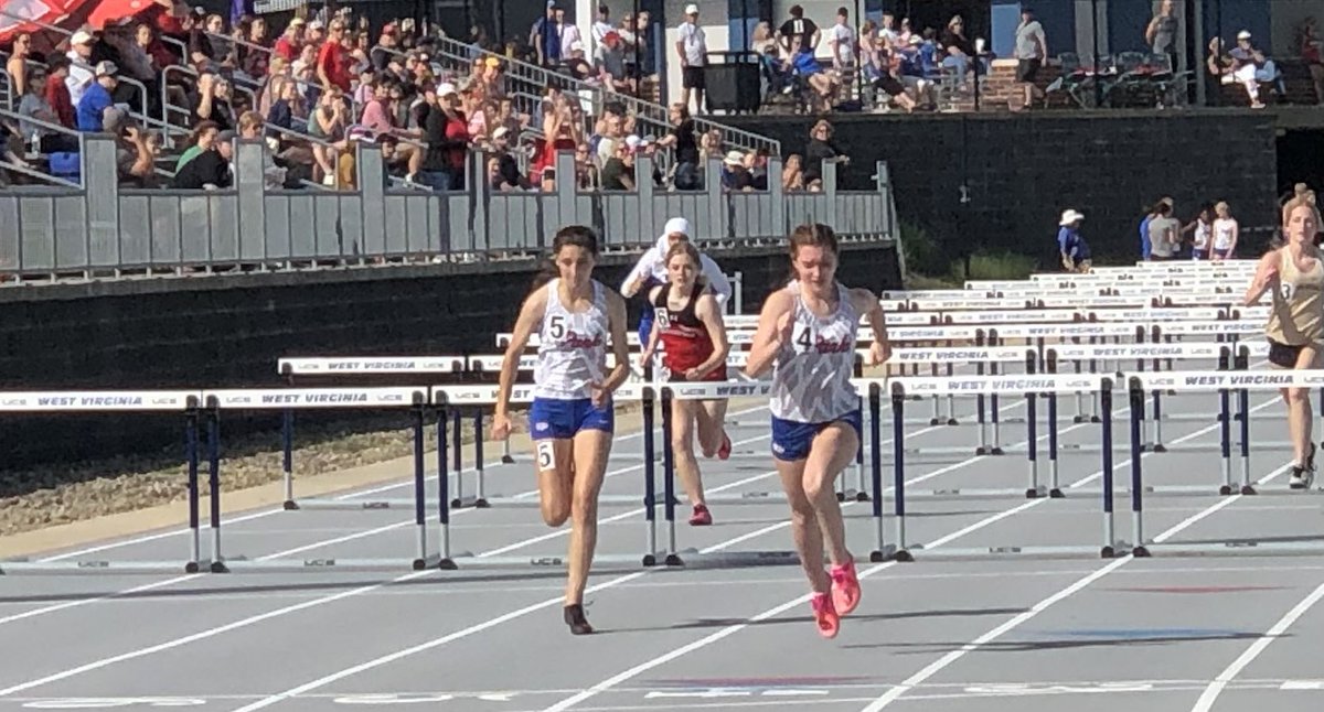 WPHSTrack's tweet photo. Strong finish in the hurdles. https://t.co/XaPZW3cYIu