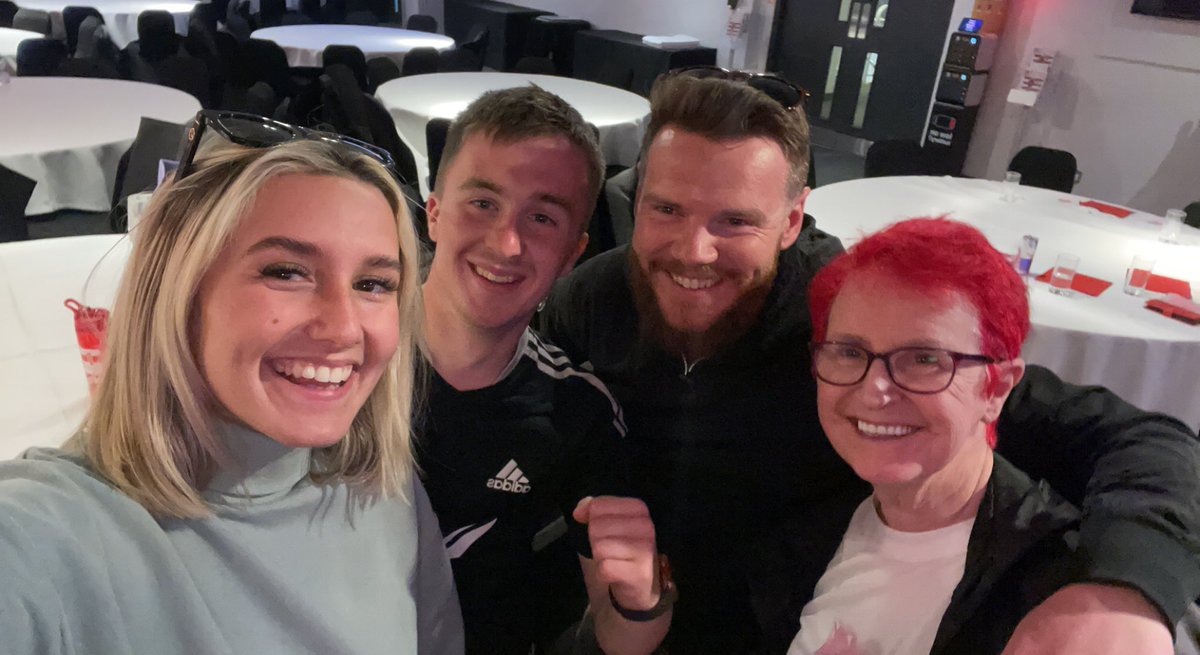 Ace nice at Pittodrie for an 'escape room' with the dream team🤍 
Thanks to all for organising, another class wee social to get the team that bit closer👏🏼 
<a href="/AFCCT/">Aberdeen FC Community Trust</a>