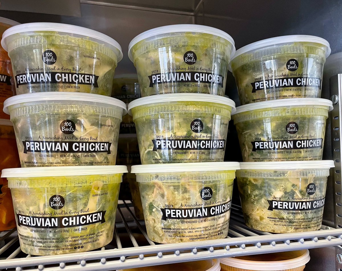 100Bowls's tweet photo. Fresh batch of Peruvian Chicken made today! Pulled pastured chicken, quinoa, lime juice, kale/spinach, cumin and a touch of jalapeño. A spicy chicken soup!

#100bowlsofsoup #100bowls #soup #chickensoup #pasturedpoultry #pasturedchicken https://t.co/eGgzIQu707