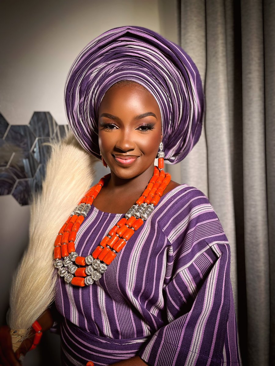 officialsaskay's tweet photo. Listen!!!
I’m having the time of my life!
This night feels so fulfilling, everything African with AMVCA.

Repping Western Nigeria (Yoruba)
#AMVCACulturalDay https://t.co/pejuvNqwBS