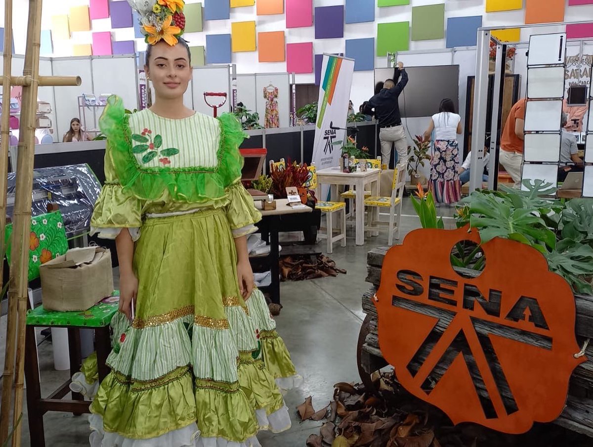 sena_risaralda's tweet photo. Visita nuestro estand RISARALDA ME ENCANTA en Eje Moda Camado ⭐☕ #ejemoda #expofuturo #SomosSENA https://t.co/HUQRw9xbrJ