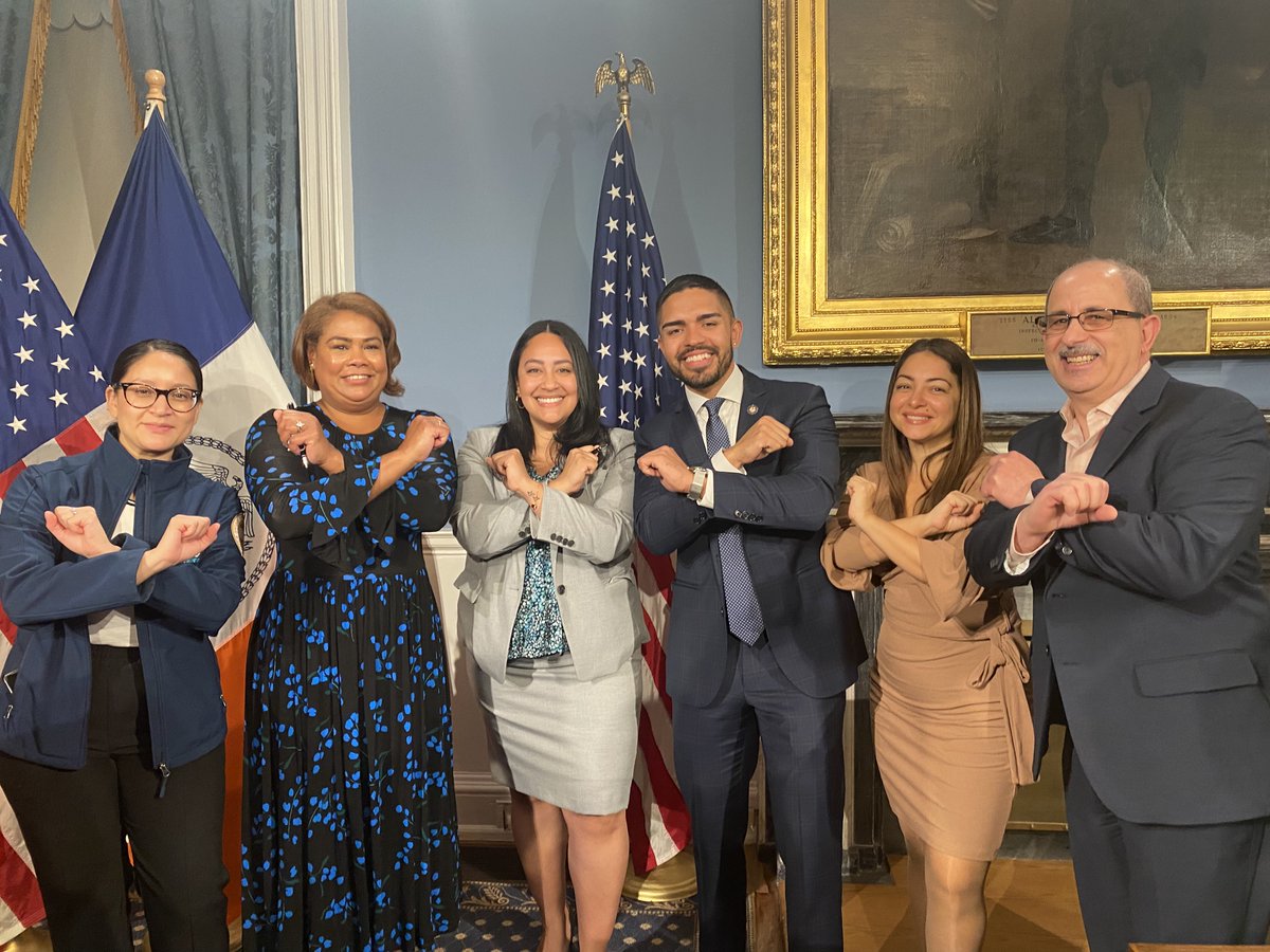 Council Member Amanda Farías (@cmamandafarias) on Twitter photo (3/5) Thank you to all those who supported these bills from start to finish. We did it!
Shoutout to my #BX fam, Commissioner & Former Council Member Annabel Palma, AM <a href="/KennyBurgosNY/">Kenny Burgos</a>, ADM Shirley <a href="/CB9Bronx/">BronxCB9</a>, <a href="/WSBID/">Westchester Square BID</a> ED Yasmin & Tony from Castle Hill BID Steering Committee. (3/5) Thank you to all those who supported these bills from start to finish. We did it!
Shoutout to my #BX fam, Commissioner & Former Council Member Annabel Palma, AM <a href="/KennyBurgosNY/">Kenny Burgos</a>, ADM Shirley <a href="/CB9Bronx/">BronxCB9</a>, <a href="/WSBID/">Westchester Square BID</a> ED Yasmin & Tony from Castle Hill BID Steering Committee.