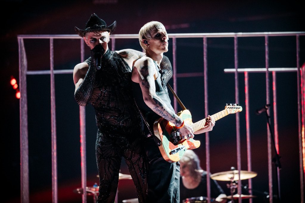 ItsMalbert's tweet photo. IMPERDONABLE QUE EL PEDAZO SHOW DE SAN MARINO NO HAYA PASADO A LA FINAL, esto es un robo, una falta de respeto. #EUROVISION #EuroSemi2 #eurovisionRTVE https://t.co/ulRb3u4GYm