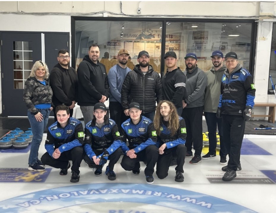 Nice to have the staff of Rising Edge come down for a lesson and a quick game. Looks like they had some fun #risingedge