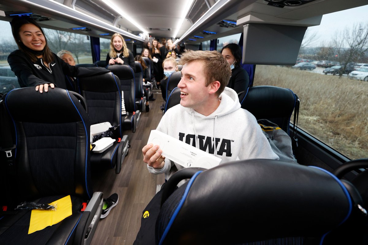 IowaGymnastics's tweet photo. 𝙇𝙚𝙜𝙚𝙣𝙙! 

One of the biggest legacies left behind will be that of Senior Student Manager, @carterdoctorman! Carter is, without a doubt, the unsung hero of our program🐐 

We cannot thank him enough for his dedication to us during his time at @uiowa💛 

#OnceAHawkeye https://t.co/bgeUMf1GmK