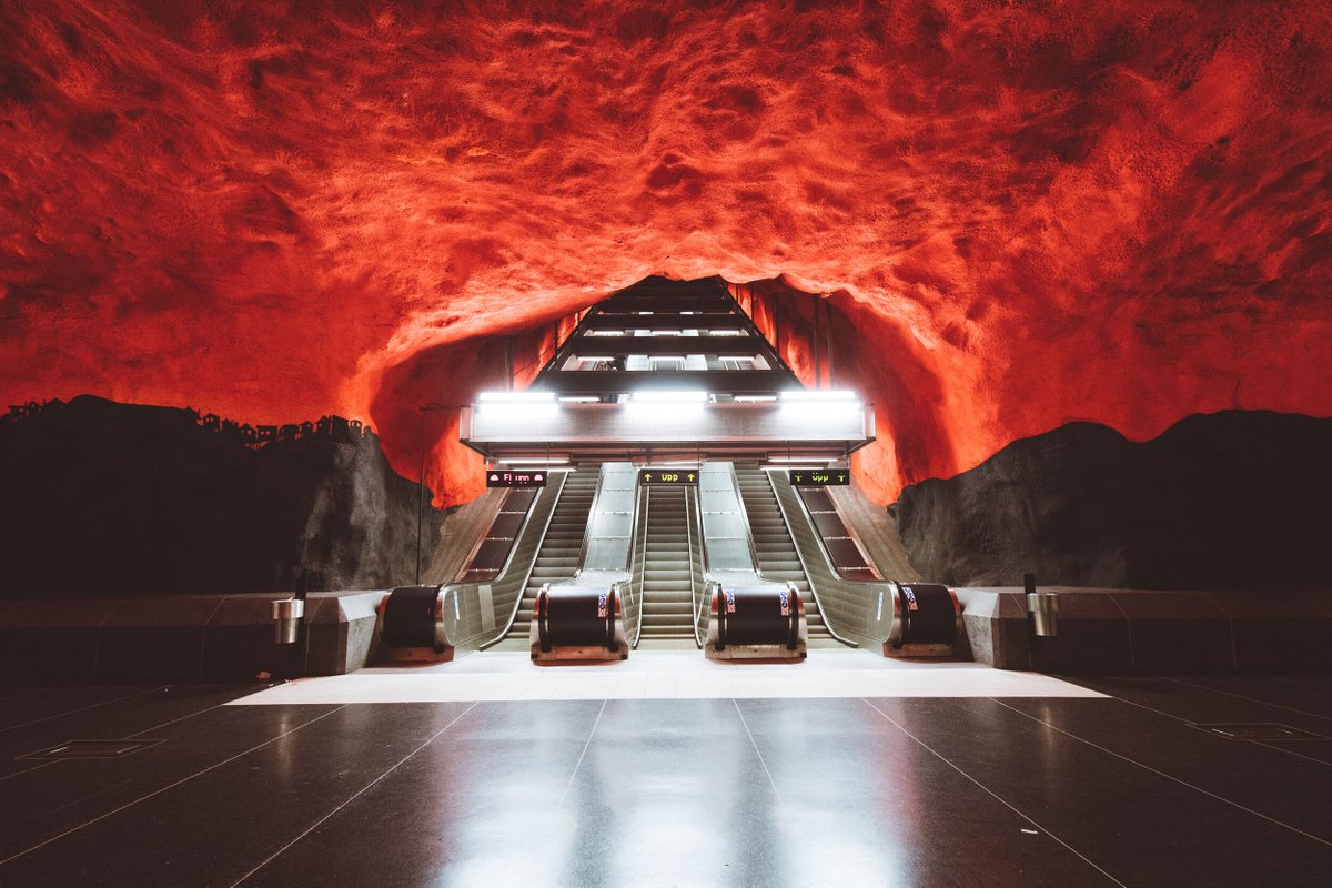JakeChams's tweet photo. My first edition photograph for sale!
50 editions at .05Ξ

"Solna Centrum Station" any love would be appreciated!
https://t.co/51psCHavRc https://t.co/easKSfnoyU