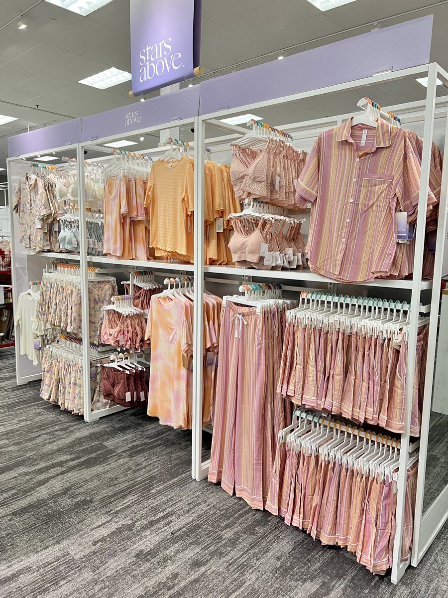 TgtCheyenne's tweet photo. We just finished our Intimates move for our remodel and I’m obsessed with this new remerch!🤩🤩
#remodeling #worksomewhereyoulove #targetstyle 
@AmezquitaRay https://t.co/8r8gJNDdkz