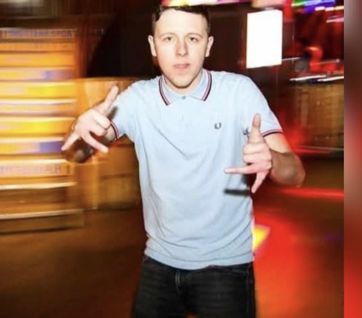 Call the cops, I’m off me chops! Bierkeller notts do not mess about lol. They call me Roy cropper the lung popper for a reason. Only 10pm and I’m hammered lads 🍺