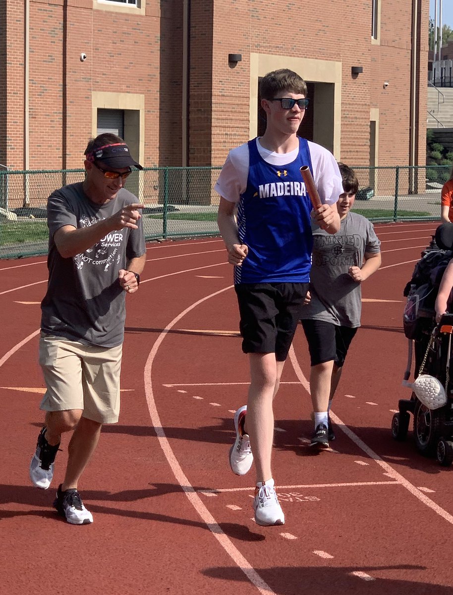 KenjiMatsudo's tweet photo. Run Sammy Run! Go Madeira! https://t.co/qs0Hjk6Wyv