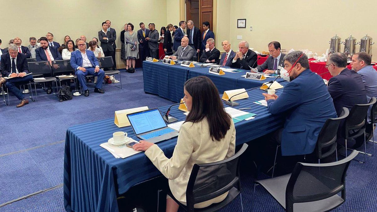 RosaMariaPaya's tweet photo. Our meeting today with Parliamentarians from Europe, USA, Canada and Latin America, gathered at the US Congress in support of democracy in #Cuba was extraordinary! 
#SOSCUBA🇨🇺

Transatlantic Parliamentary Forum for #FREECUBA:
Click for English &amp; Español 👉 https://t.co/DosdzXF5wY https://t.co/YUDbpoMdMh