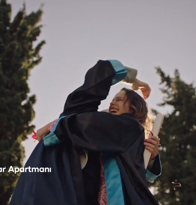 limonlukavunn's tweet image. Mezunuz  🎓
#egner #MasumlarApartmanı