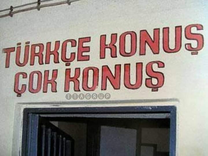 Rojava değil Kamışlı! 
Roboski değil Uludere!
Dersim değil Tunceli!
Amed değil Diyarbakır!

Türkçe Konuş, Çok Konuş !