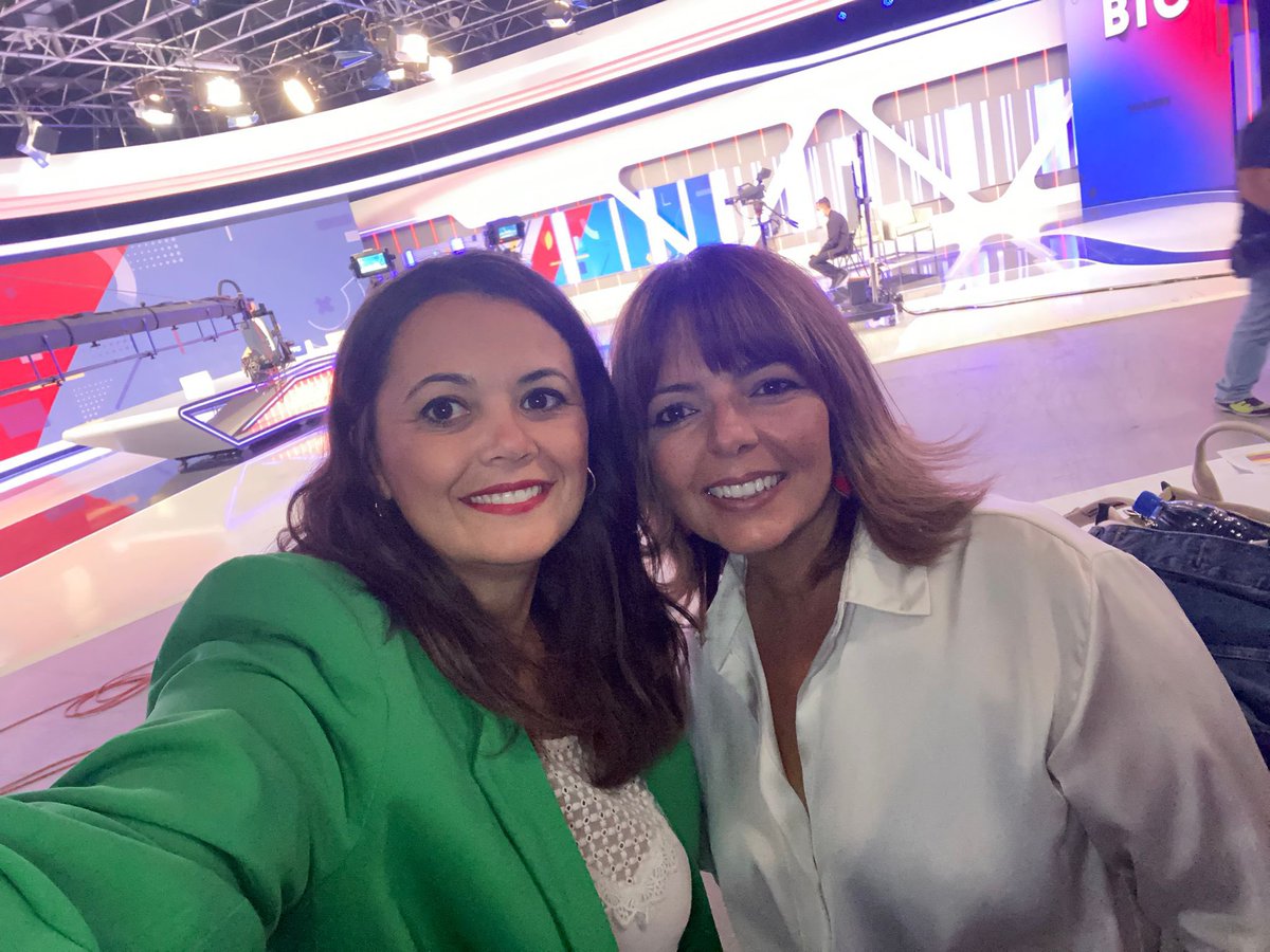 mgloriacabrera's tweet photo. Hoy participé en @Conexion_BTC defendiendo el avance de la sociedad Canaria desde el rigor, la seriedad y el respeto. También pude compartir el plató con grandes profesionales #OrgulloCanarioCC https://t.co/V1eRChtYvi