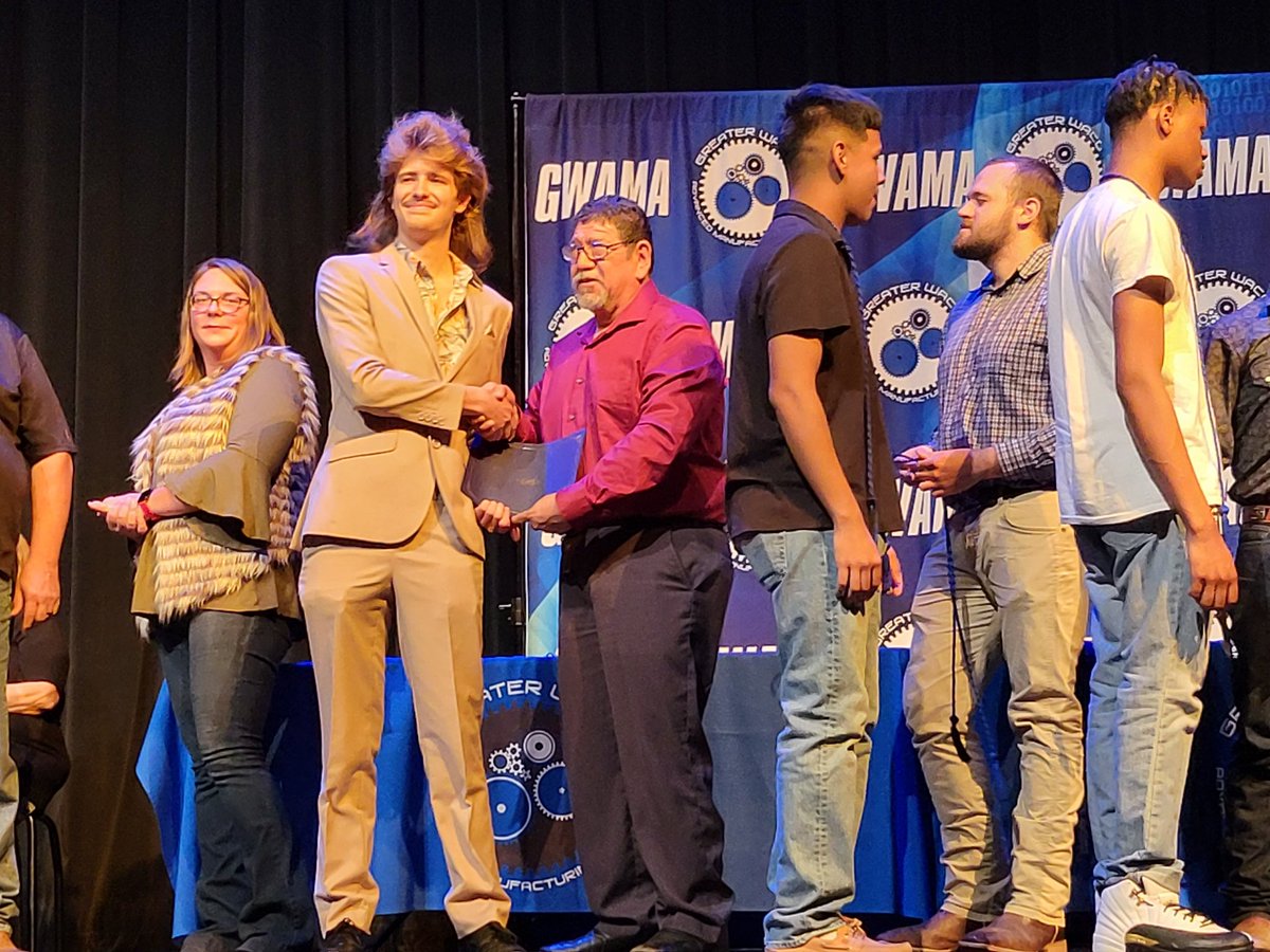 WacoISD's tweet image. Congrats to all the GWAMA and GWAHCA seniors recognized this week! Students received certificates, medals, and graduation cords. These students represent countless hours of work-based learning experiences. We are proud that they are the #WorkforceOfTheFuture!