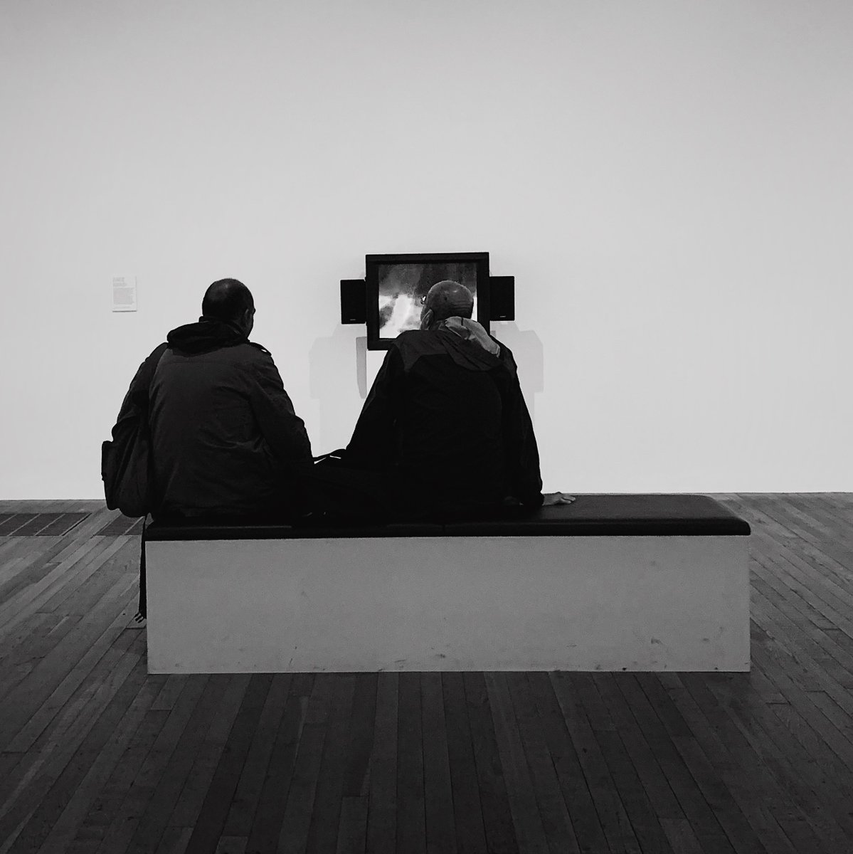 sxtvik's tweet photo. I started experimenting with AI art ever since I first hung out @clairesilver and learnt about @StudioMorphogen.

I took this photo at Tate yesterday &amp; I've been working on it today. This is probably my favorite work from anything I've ever created, especially with AI.

"Eden" https://t.co/a6JdmfOxPP