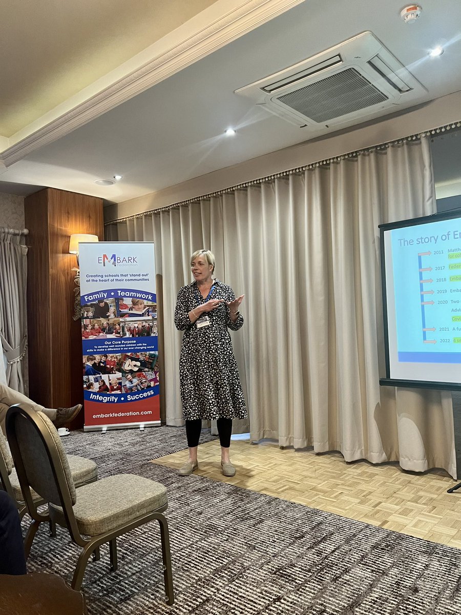 CrawfordMatt77's tweet photo. Tired but v happy after a brilliant first @embarkfed networking event for  Local Governors led by the fabulous @Carter6D the event was opened beautifully by the choir from @richardsoneps &amp; a warm welcome from our exceptional chair of trustees @workvitality #LoveLearningLoveLife https://t.co/8VRHFmlFWo