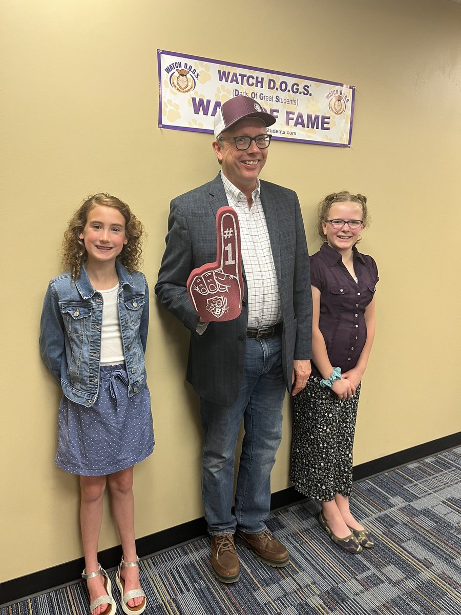 PrincipalPaul's tweet image. Thank you KS House Representative, Paul Waggoner, for visiting Union Valley in Buhler Schools today! 

We enjoyed giving you a tour! Thanks, too, for speaking to our students and sharing about your role in KS government! #ksleg #UVlearn