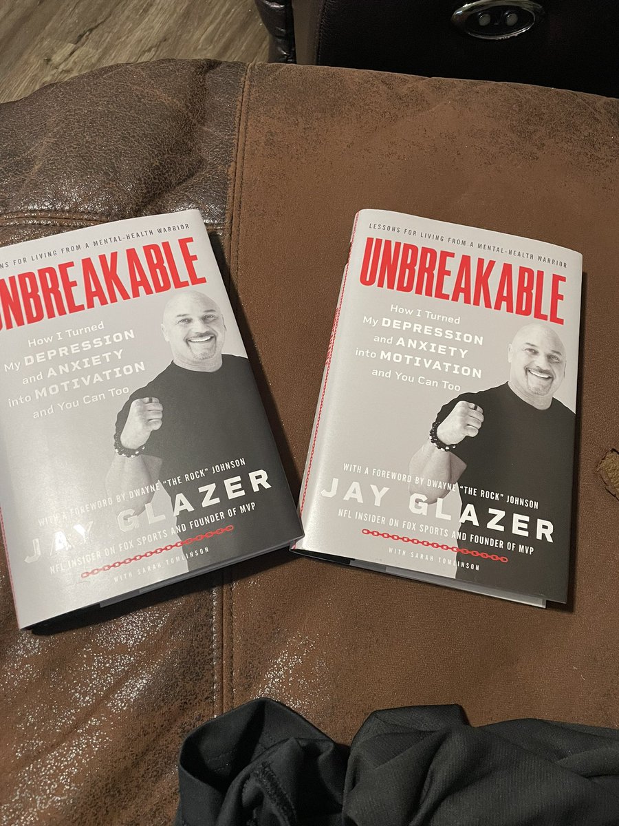 JHugo13's tweet photo. Hey @JayGlazer I told ya I was gna get a copy. What I didnโt know was me getting a 2nd copy. I got a copy for my Pops as well after briefly sharing your story. Heโs gna love this book. I just know it. #Unbreakable #DontBeOne @TheRock https://t.co/rTAzjpnoR7