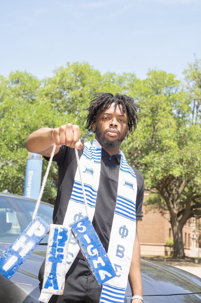 Lawkid00's tweet image. Last of the 3 to get my degree, Ray would be proud🙏🏾🤞🏾
-
-
-

I will be graduating from The Prairie View A&amp;amp;M University on Saturday May 14th 2022 @ 8:30am