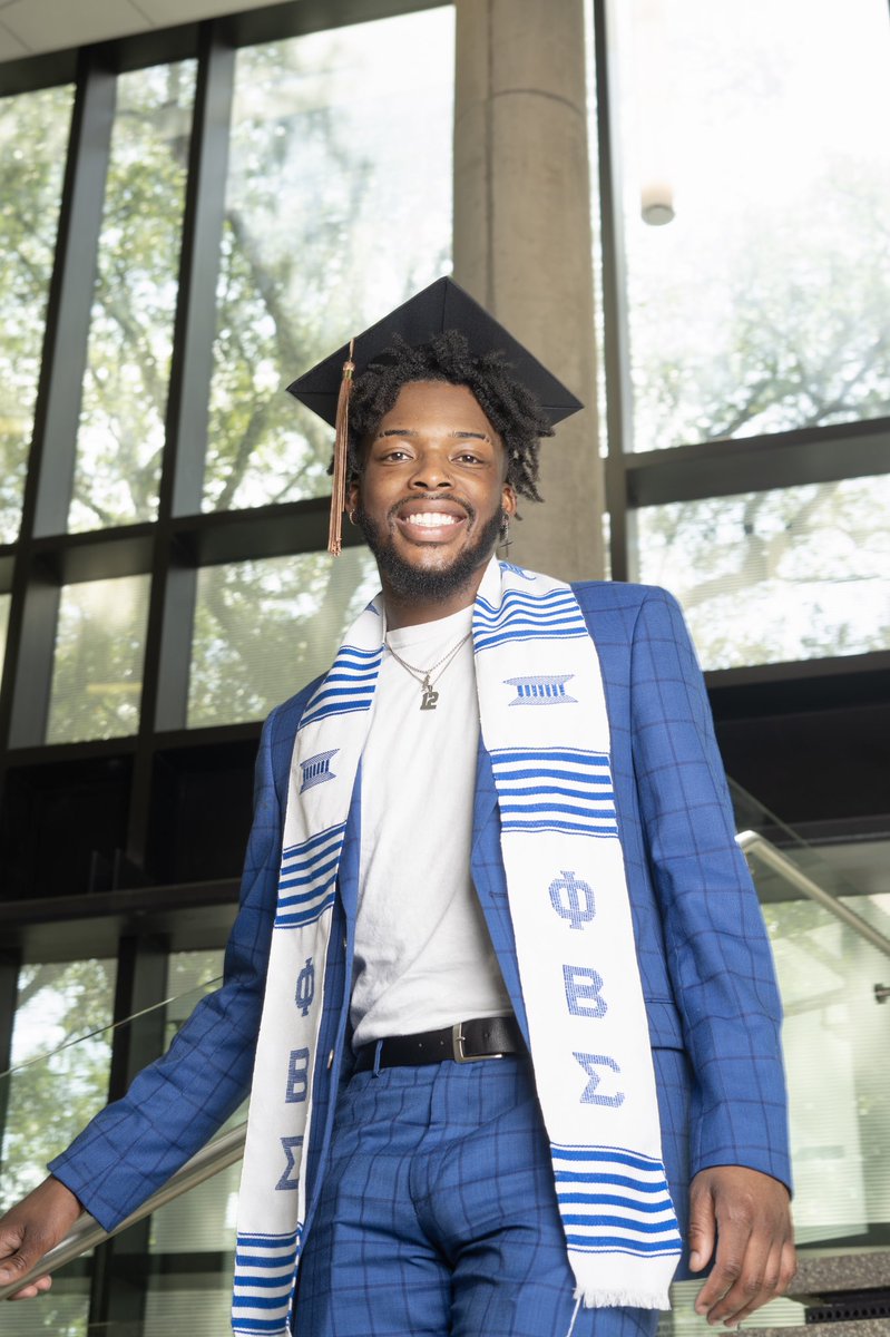 Lawkid00's tweet image. Last of the 3 to get my degree, Ray would be proud🙏🏾🤞🏾
-
-
-

I will be graduating from The Prairie View A&amp;amp;M University on Saturday May 14th 2022 @ 8:30am